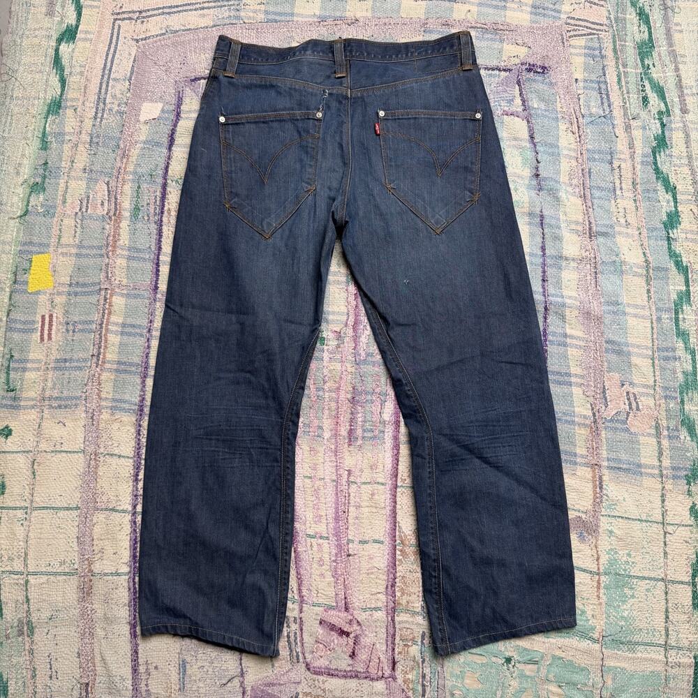 Vintage Levis Engineered Jeans Mens Blue Dark Wash Twisted Hemmed Fits 35x28